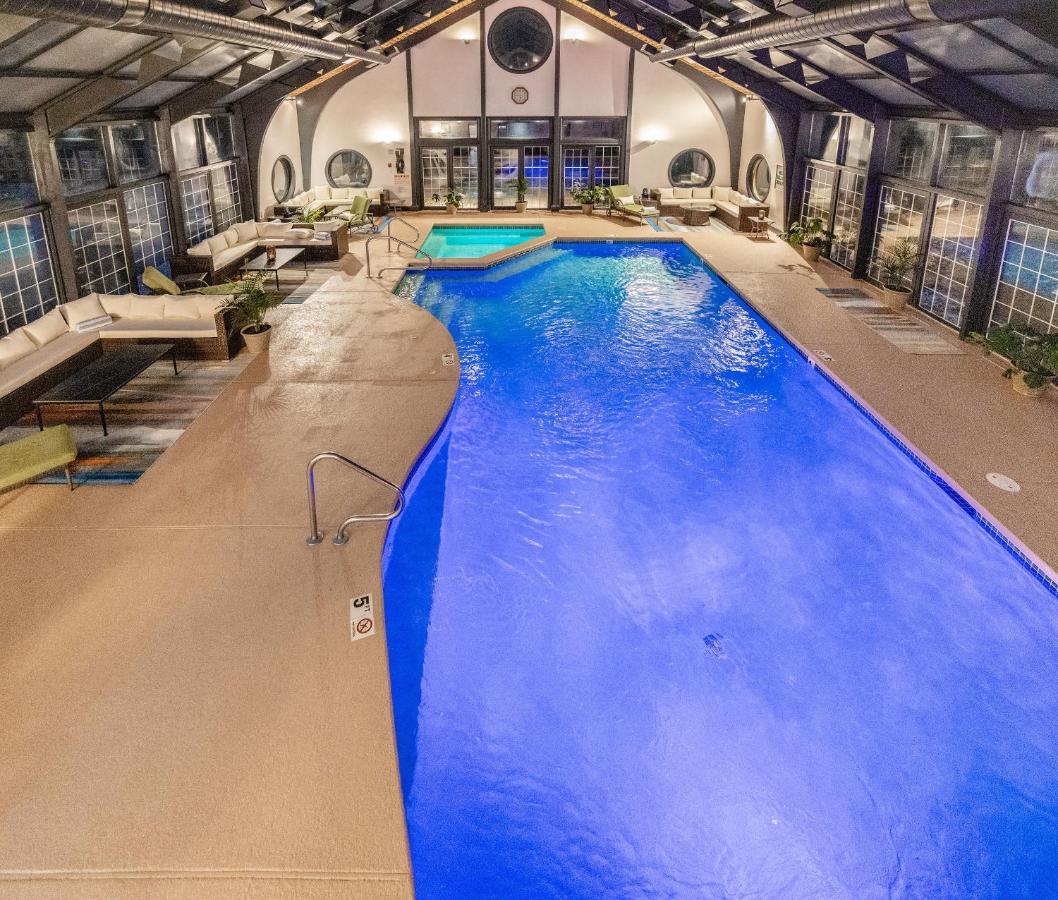 Chateau Merrimack Hotel & Spa Tyngsboro Luaran gambar
