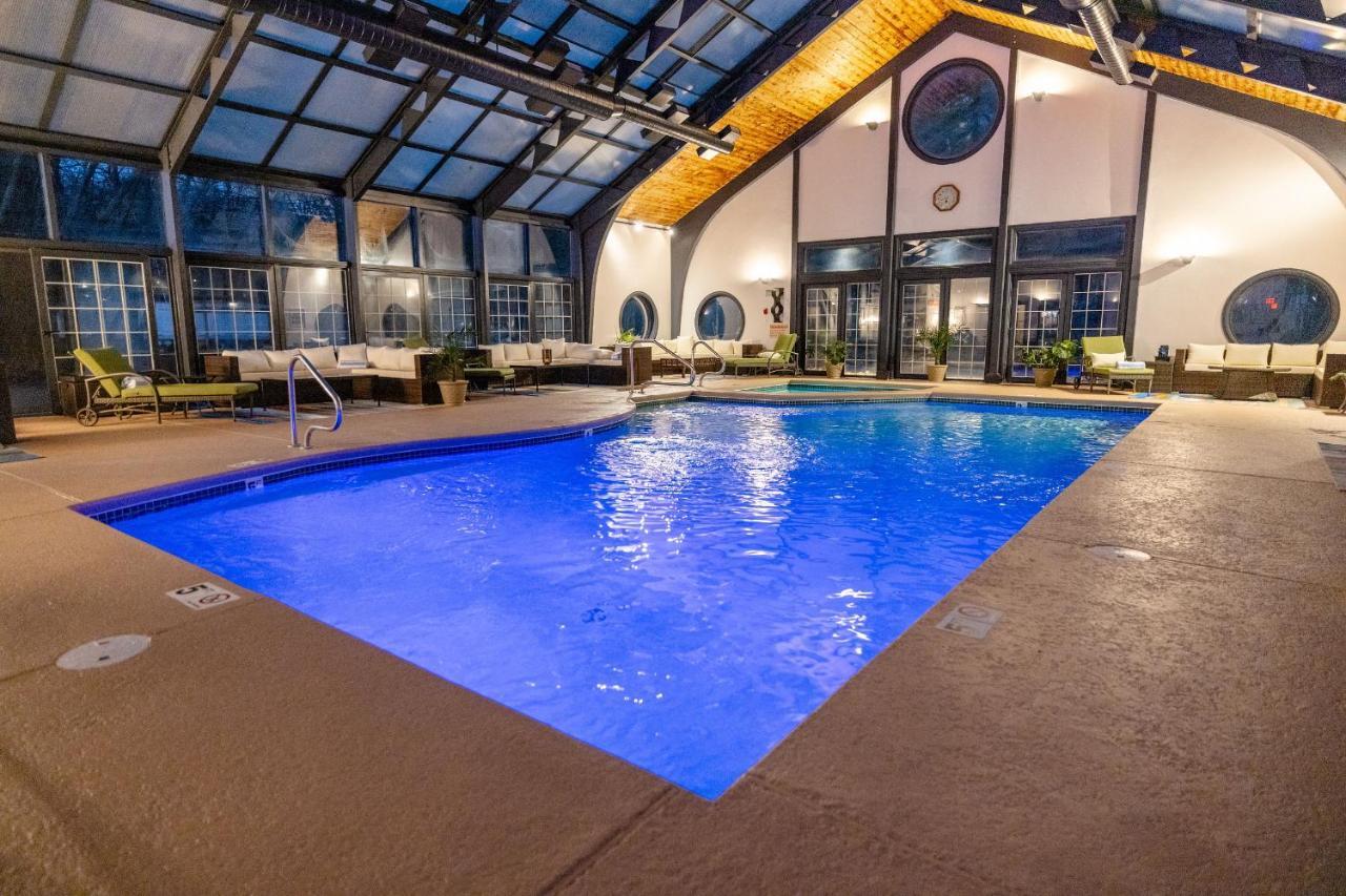 Chateau Merrimack Hotel & Spa Tyngsboro Luaran gambar